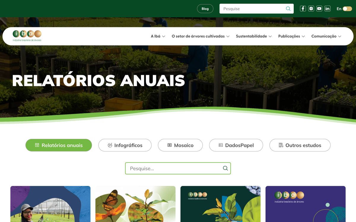 Página de relatórios anuais do site da Ibá, com abas para relatórios, infográficos e estudos, e um campo de busca